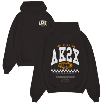 YOUNG WILD & FREE 36.1